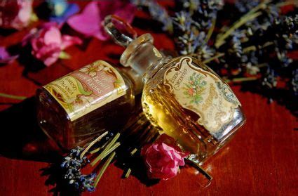 Top 20 Bois de Jasmin Reader Favorite Fragrances : .